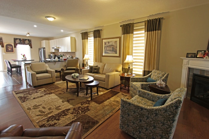 Custom Window Treatments by Sensational SEAMS in Courtice, ON - Room of the Month August 2016