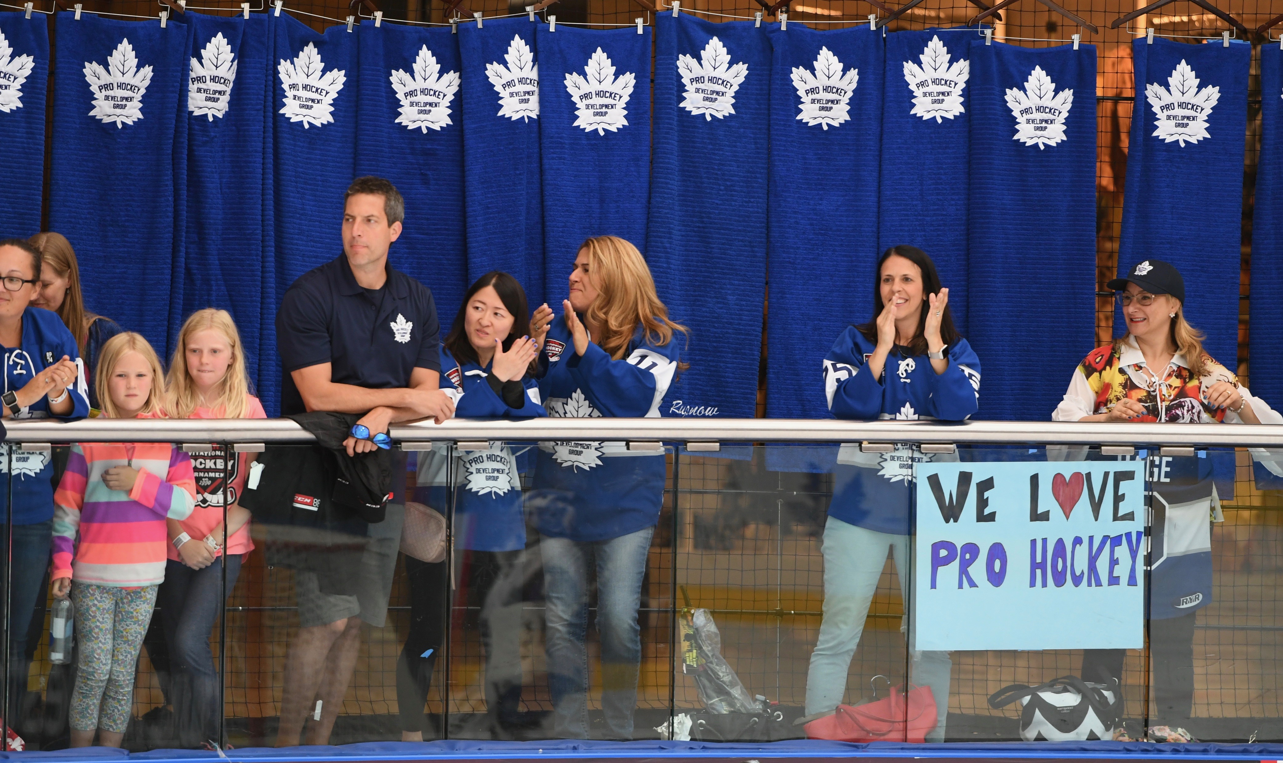 Pro Hockey U15 AA Girls