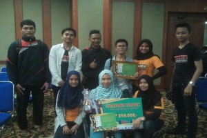 Saat menerima anugerah Sutradara Terbaik pada Festival Film Anak (FFA).