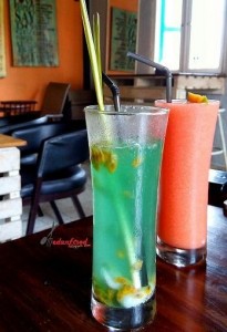 Kawah Putih Tinggi Raja (Foto Medanfoodblog.com)