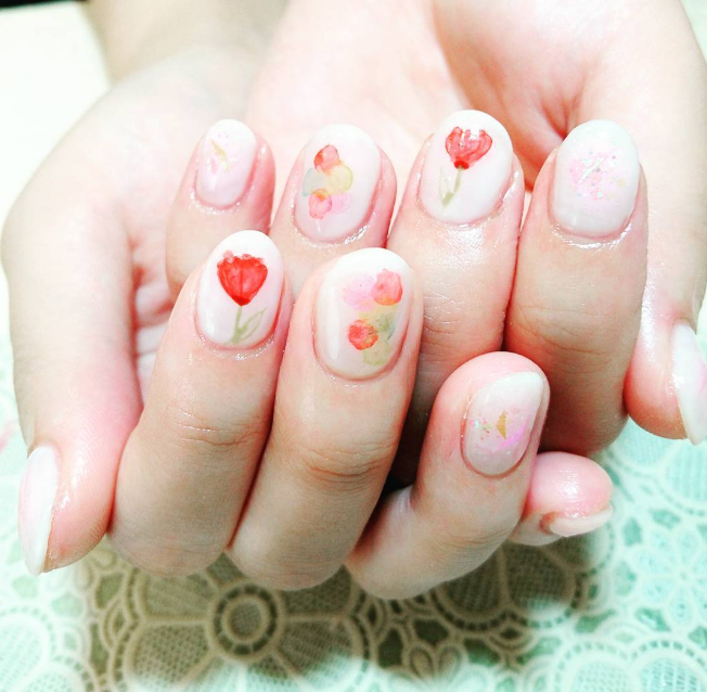 nail