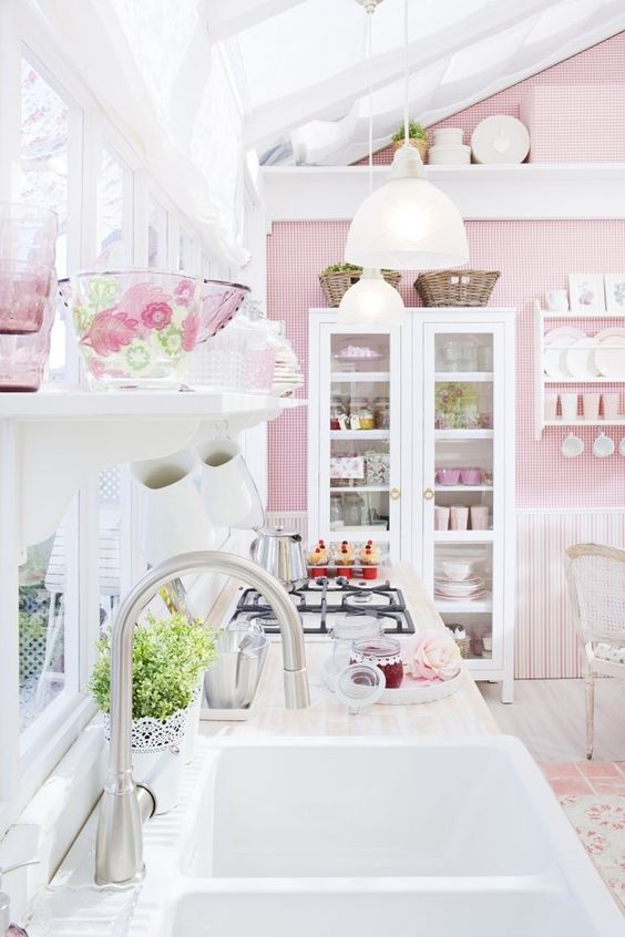 pink