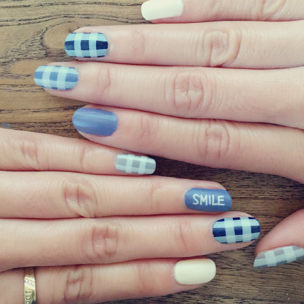 nail
