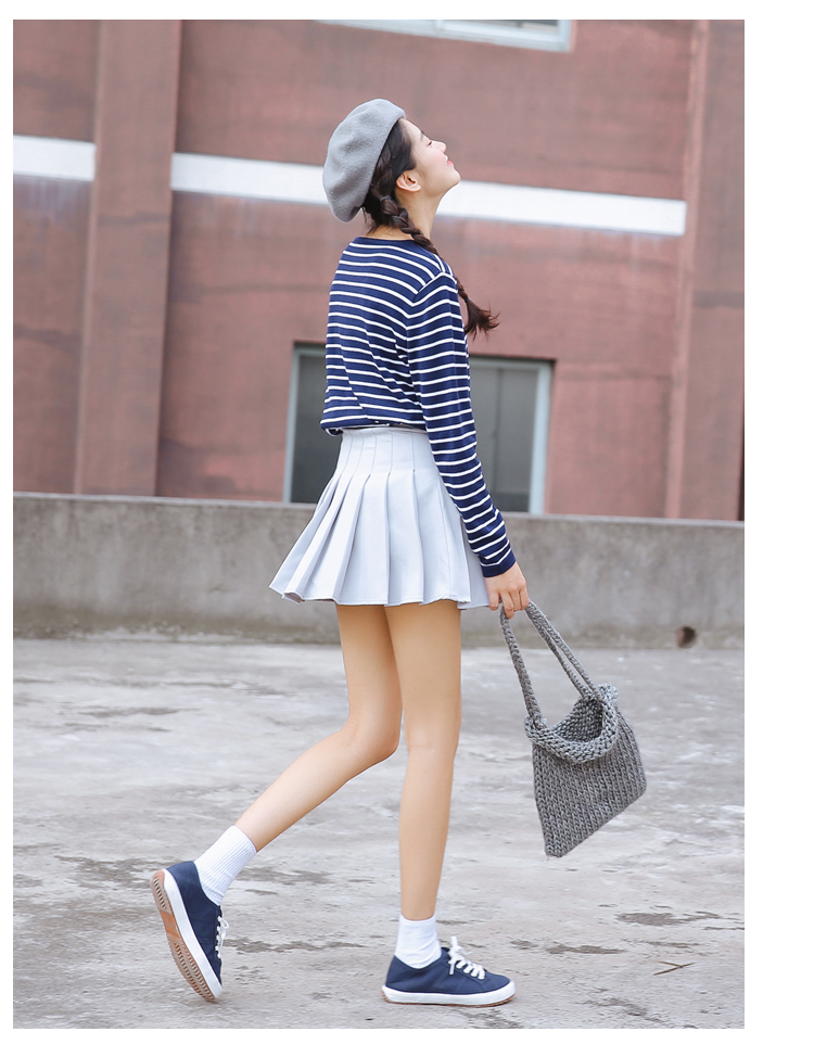 girl-leg
