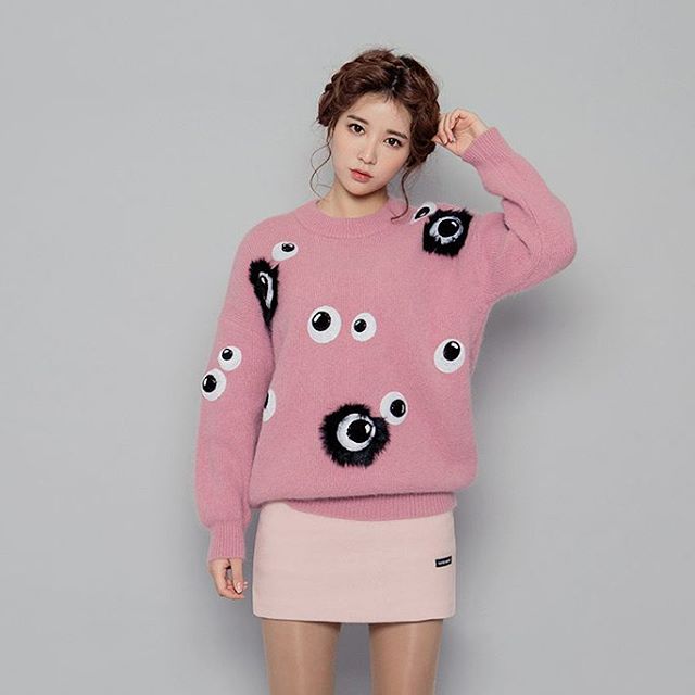 CHUU https://www.instagram.com/p/95Ukr-Bm1v/?taken-by=chuuofficial