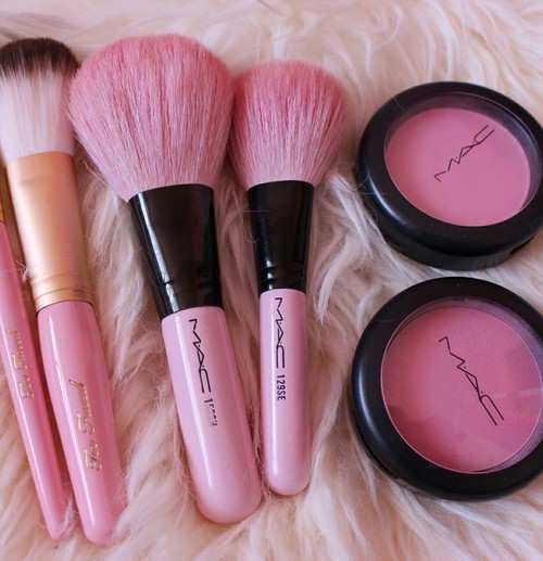pink