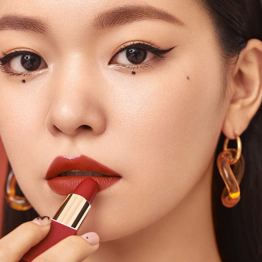 韓國彩妝品牌Stone Bric唇膏牆