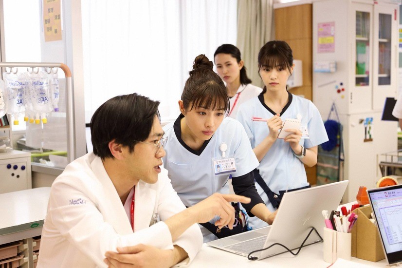 而原作中的葵綠只工作了2年,但日劇設定她有8年經驗,所以石原要演出除了對患者溫柔關心之外,也會加入特別冷靜的一面。