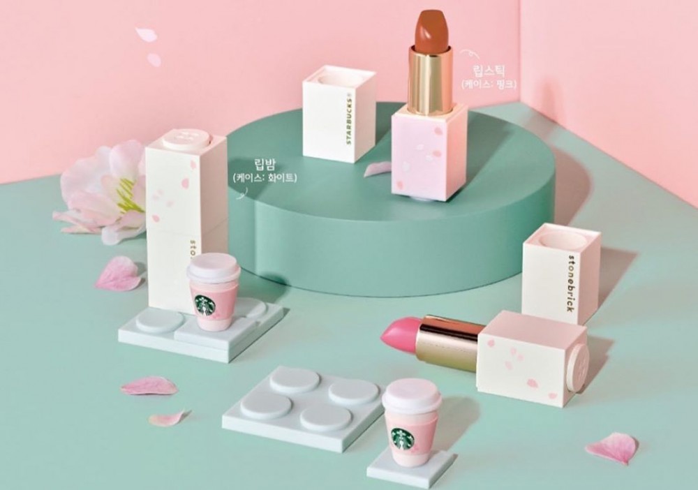 韓國Starbucks和Stone Brick合作推出2款唇膏和1款無色潤唇膏