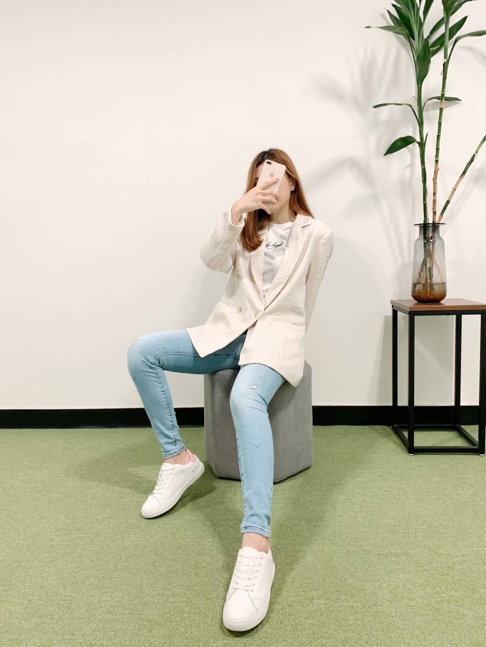 EB468521-E78E-4FB9-8DD0-FF2D32993079