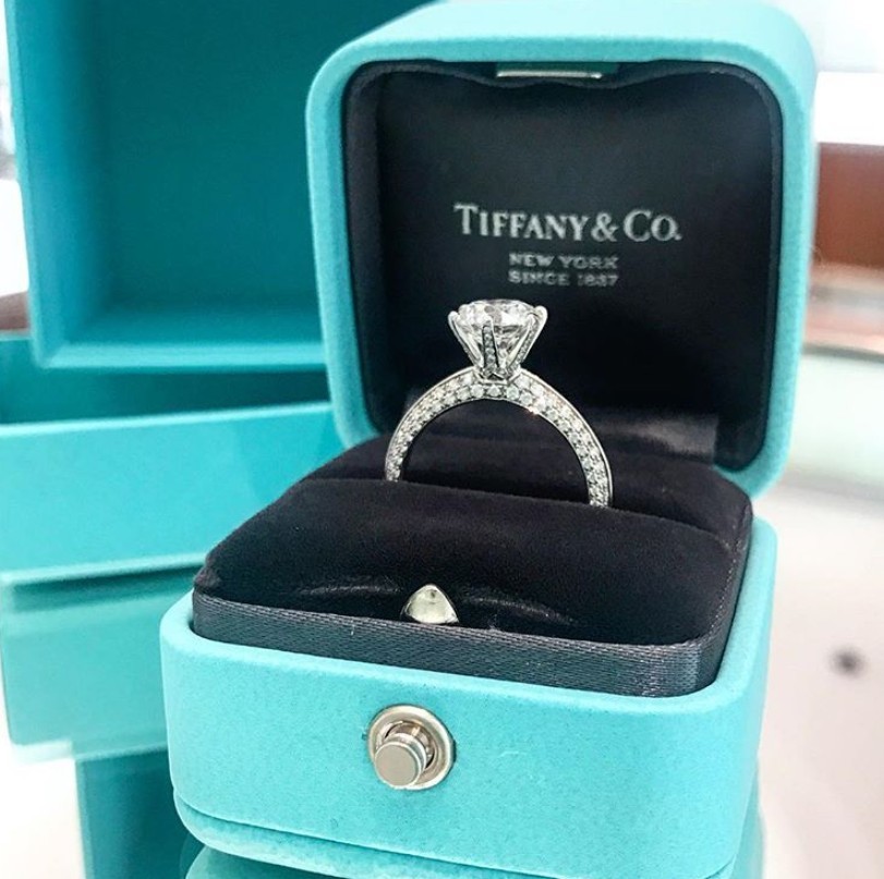 Tiffany求婚戒指