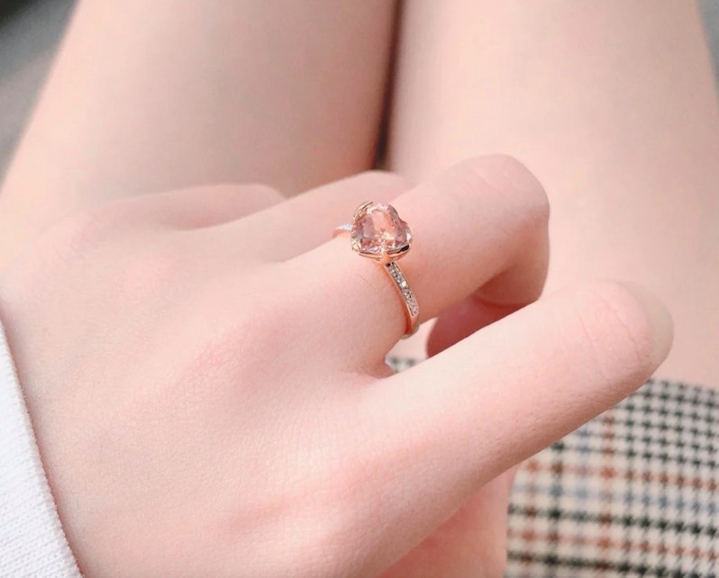 摩根石 (Morganite) 可促進戀愛運和人緣