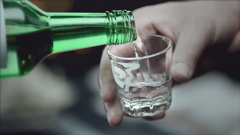 韓國「燒酒自動飲水機」