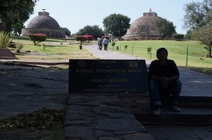 Buddhist Monuments at Sanchi - India prasun bheri
