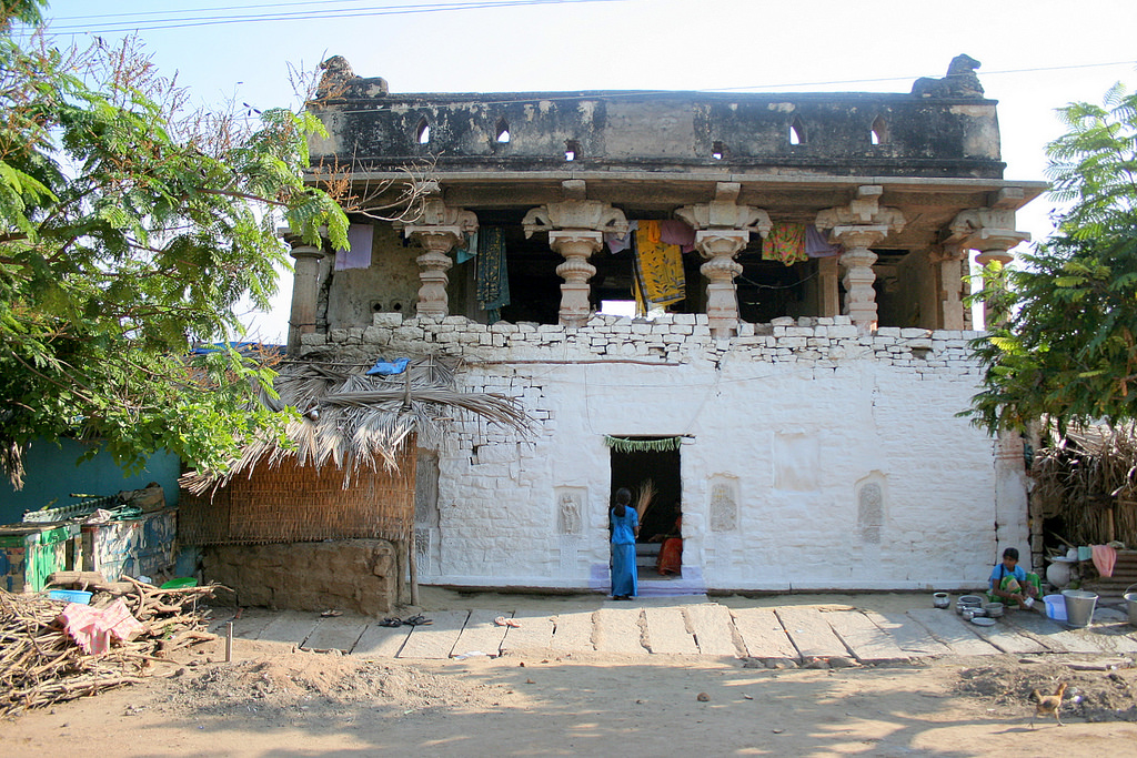 New people in old buildings. Credit: Saad Akhtar/ Flickr CC BY-NC-ND 2.0