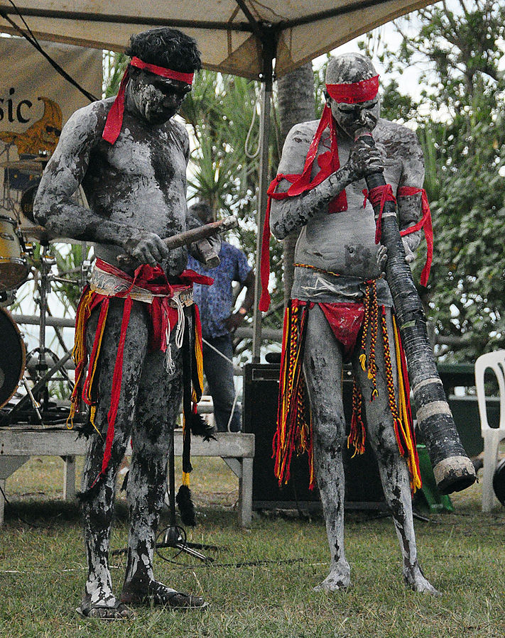 didgeridoo performance