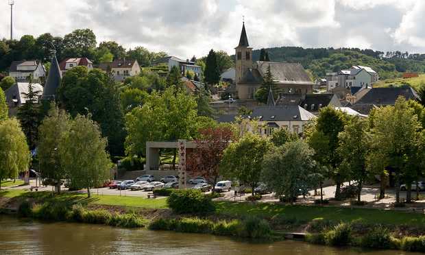 schengen-on-the-mosel-in-lux-alamy