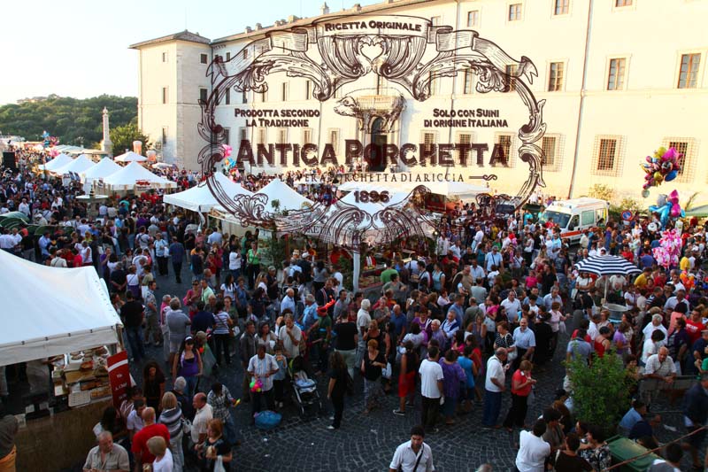 Sagra-della-porchetta-Ariccia03