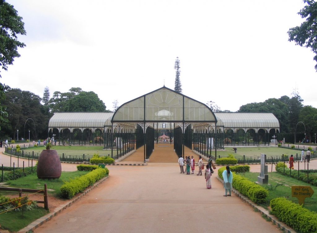 The entrance to the botanical garden Source: Flickr