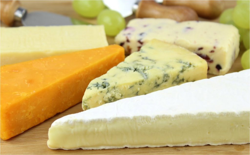 British cheeses (Source: http://www.picserver.org/c/cheese-platter01.html)