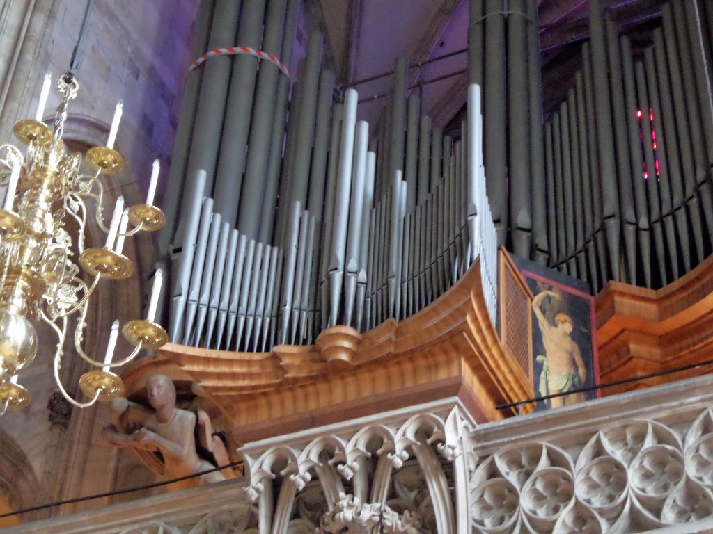 The main choir is situated just above the entrance.