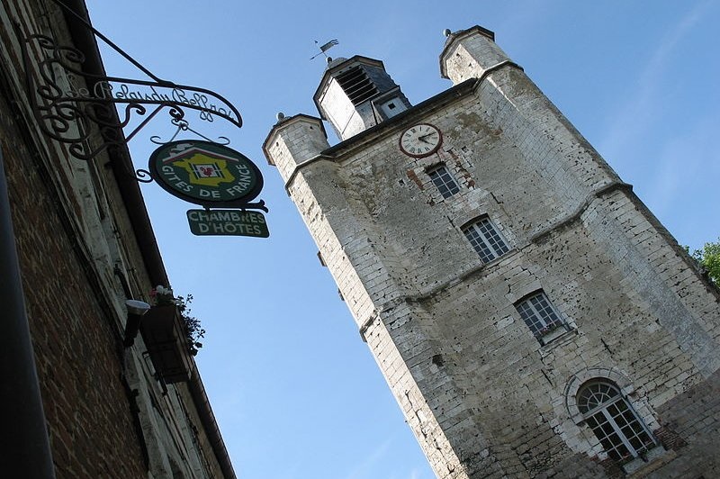 http://commons.wikimedia.org/wiki/File:Saint-Riquier.jpg