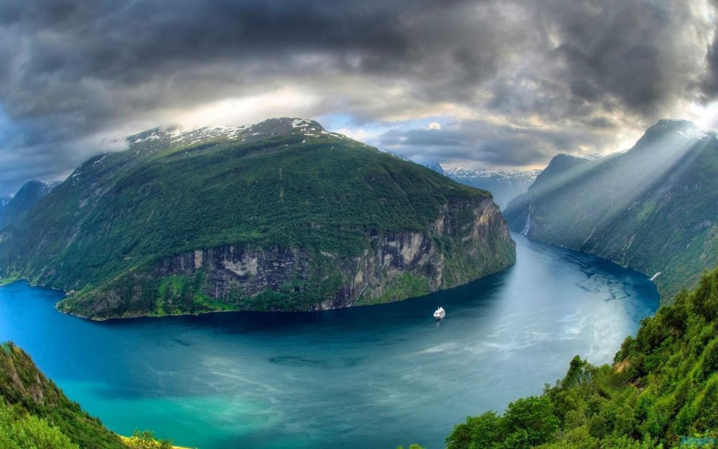 Geirangerfjord and Nærøyfjord