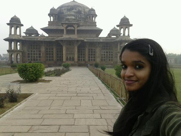 Selfie with Tomb.
