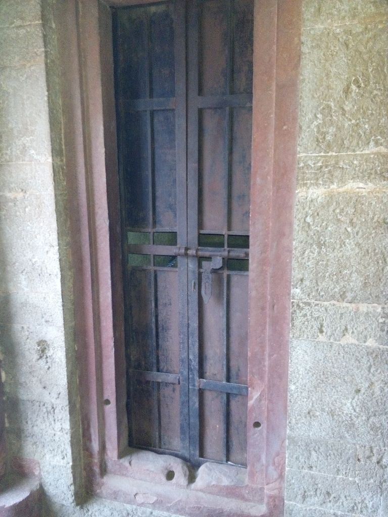 gateway to stairs