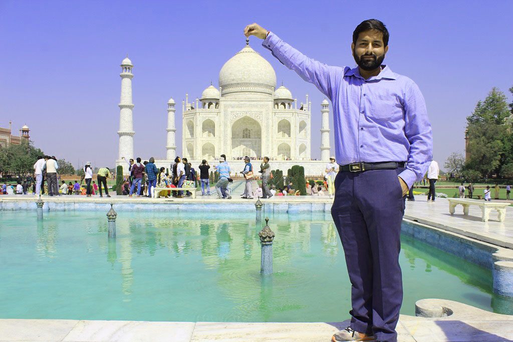 Jatin Chhabra at Taj Mahal