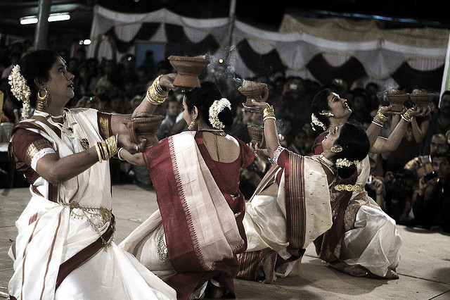 Aarti Dance during a Durga Puja Celebration Picture Courtesy: Amarnath