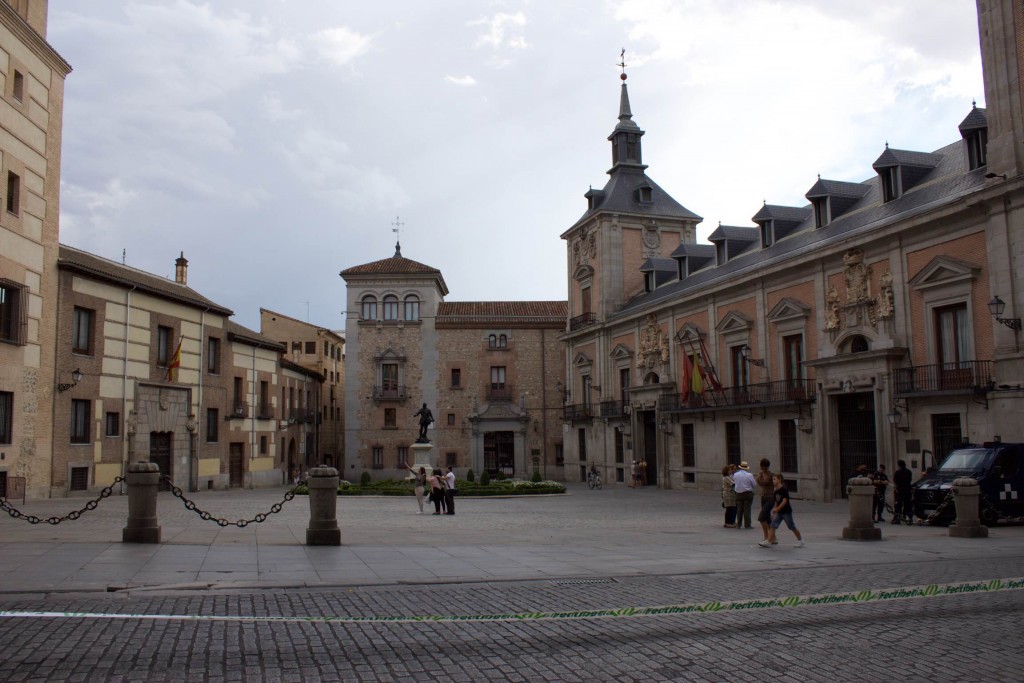 Plaza de la Villa - MADRID Plaza de la Villa - MADRID