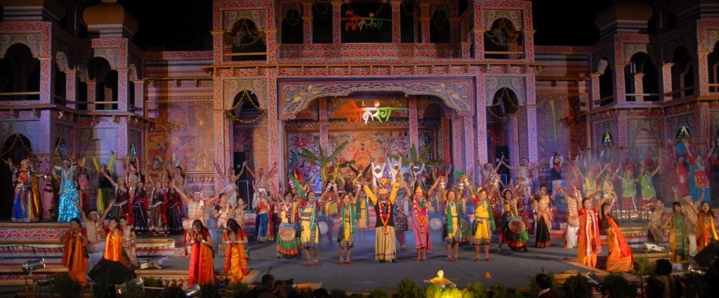 Tribal dance Lokrang