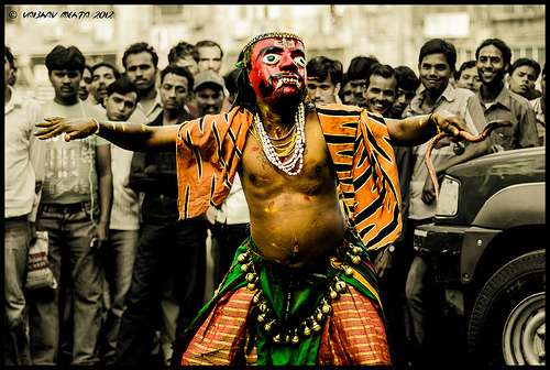 A masked performer from the Potraj Community Picture Courtesy: Vaibhav Mehta