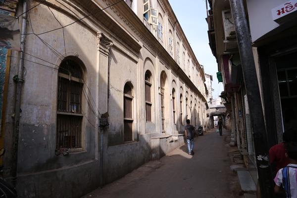 ahmedabad-narrow-alleys-amidst-pols