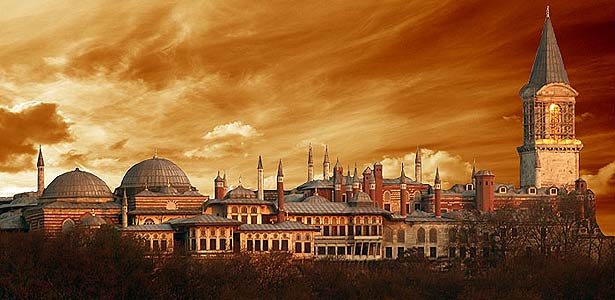 The imposing Topkapi Palace in Istanbul. It was one of the major residences of the Ottoman Empire for almost 400 years. Photo credit: www.alaturkaturkey.com