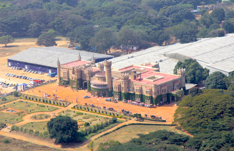 An aerial view of the palace. Photo credit: Wikimedia Commons