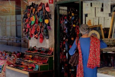 During a Heritage Walk at Khan Market area in Delhi Source: Facebook Page - Discovering Delhi Heritage with Sohail Hashmi