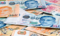 Singapore-money-123RF
