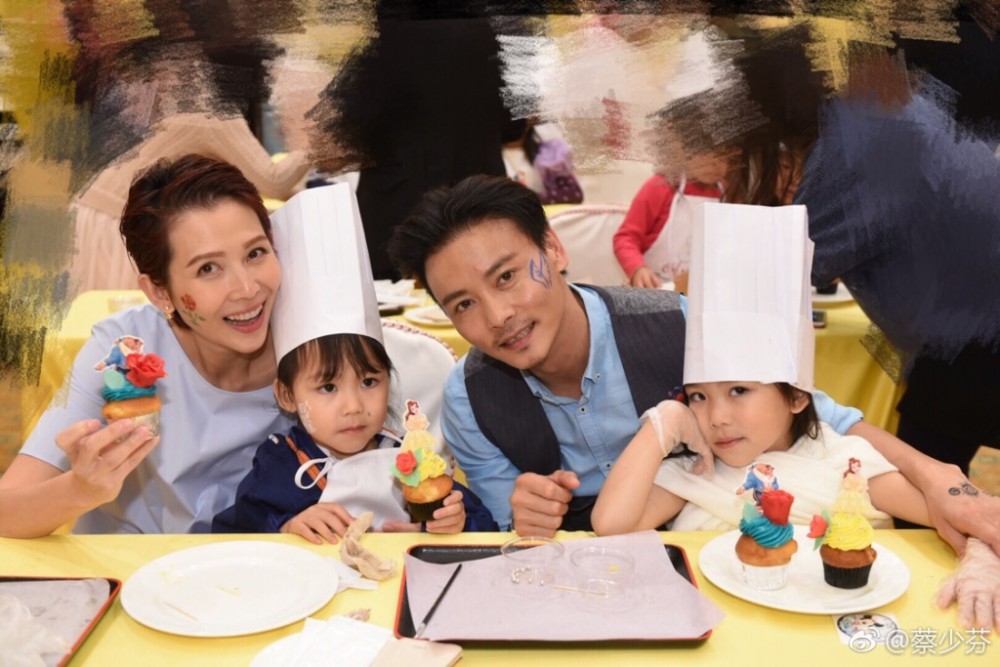 4c0aec55gy1fdmb9a4lvjj20v90ku0yh