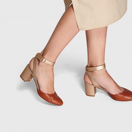 Charles & Keith