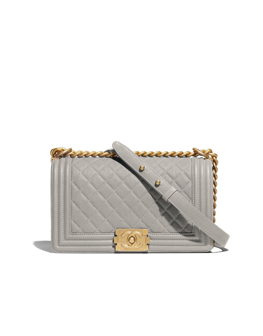 boy_chanel_handbag-sheet.png.fashionImg.hi-4