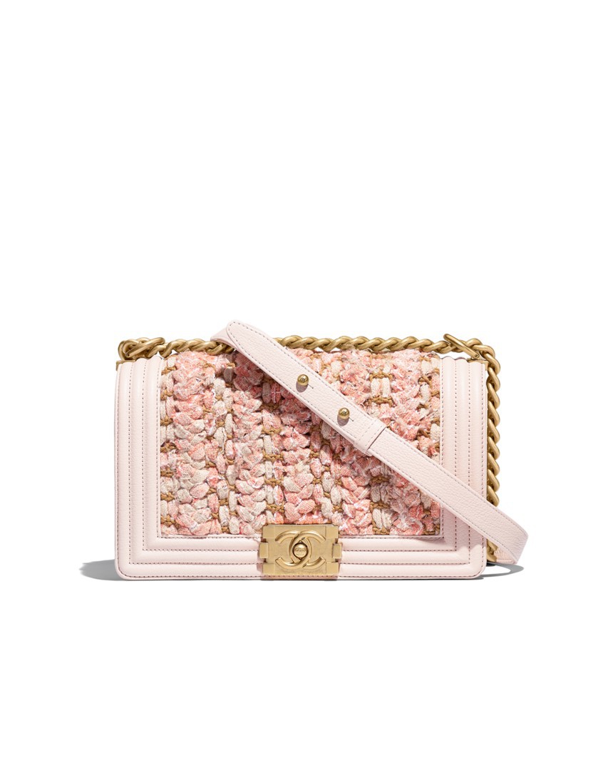 boy_chanel_handbag-sheet.png.fashionImg.hi-5
