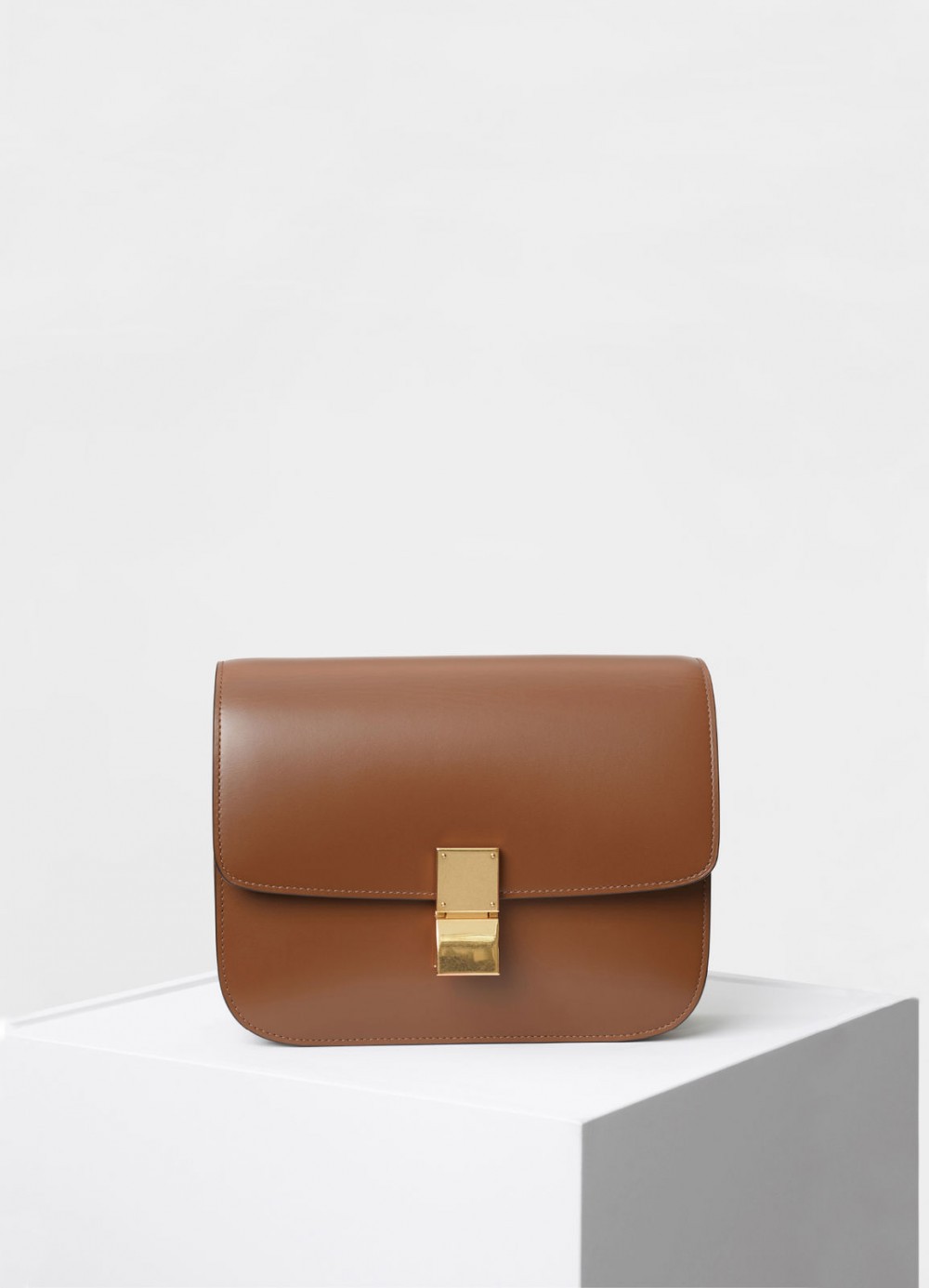Medium-Classic-Bag-HK34000