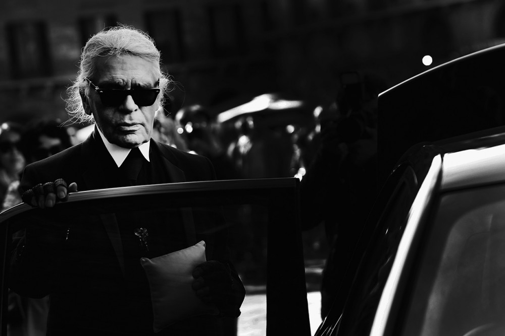 「老佛爺」Karl Lagerfeld的離逝揭開職場殘酷現實!輝煌如他也有被取代的一天!