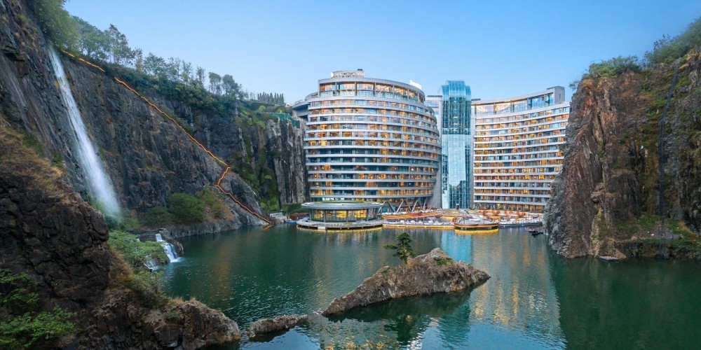 世界十大建築奇蹟!上海最新的海底酒店成為熱門打卡地點?