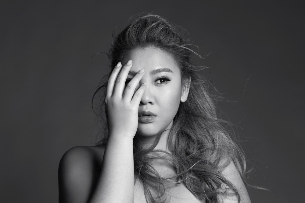 è¶
ç´å¤§ç¢¼å樣è½å¤ æçºå¥³ç¥ï¼CALVIN KLEINéæ°å®ç¾©ä¸ä¿ç¼ä¸çãæ§æãï¼