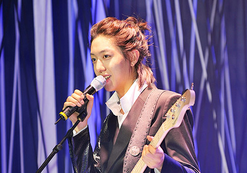LEE JUNG SHIN3