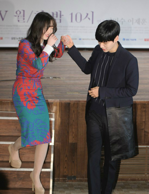 segye http://www.segye.com/content/html/2015/02/12/20150212005860.html