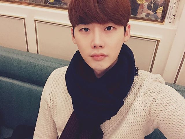 Lee Jong Suk3